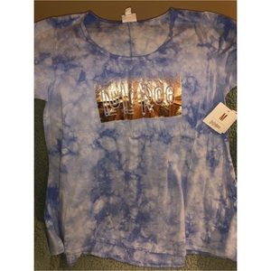 BNWT Lularoe Perfect T